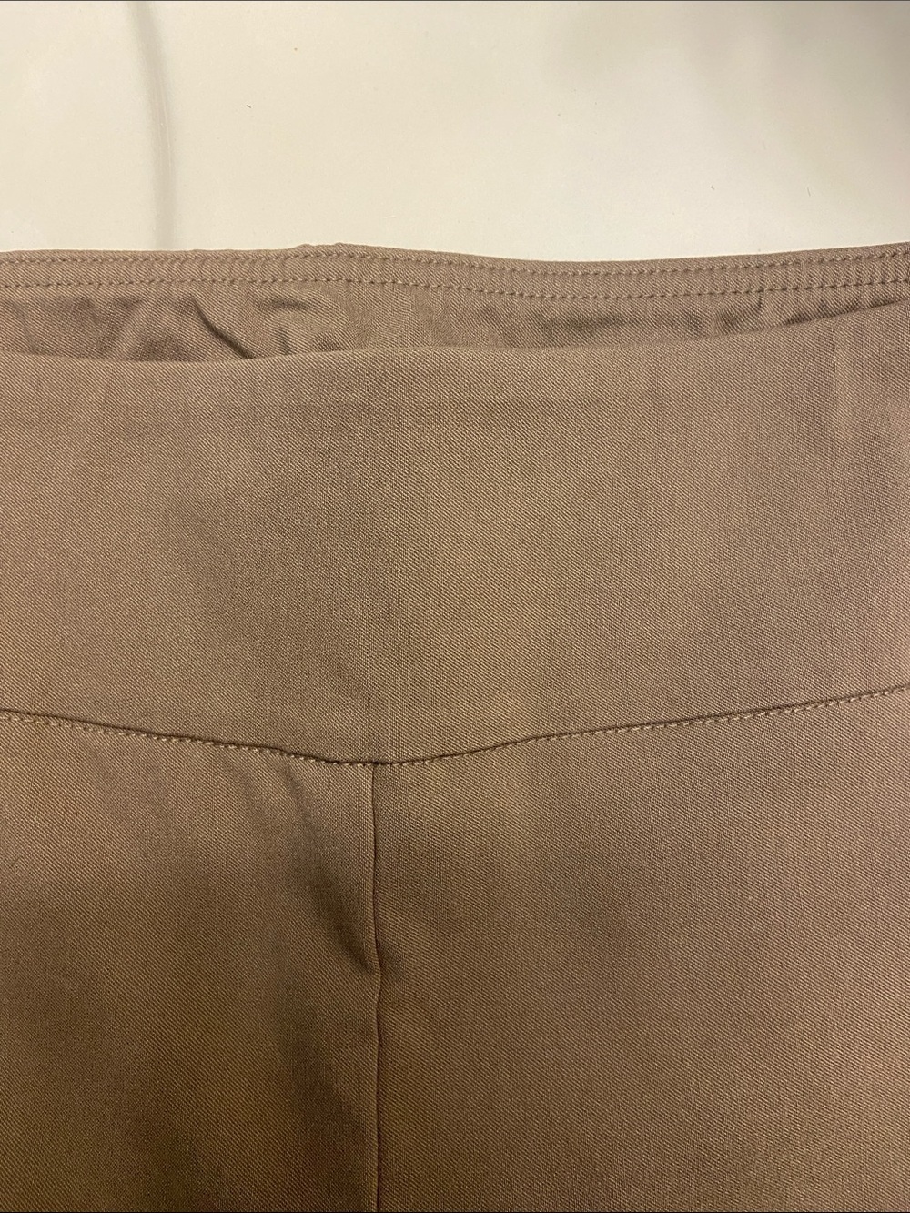 Nina Leonard Pull On Stretch Crop Pant Scalloped Hem Tan Small Casual New - Picture 10 of 10